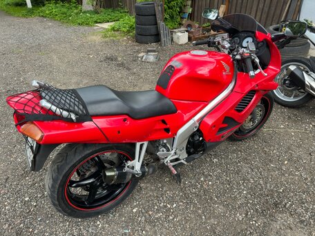 1994 Honda VFR 750, красный, 265785 рублей, вид 1