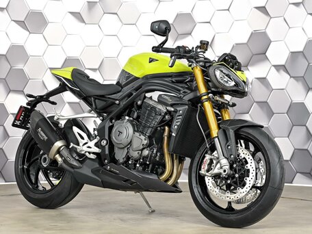 2026 Triumph Speed Triple, жёлтый, 1899000 рублей, вид 1
