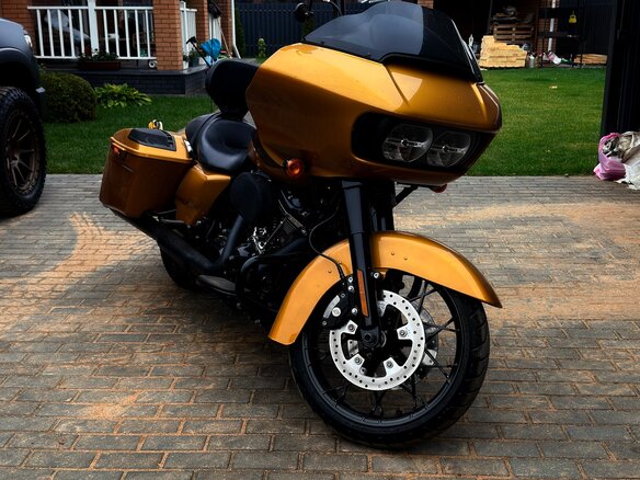 2023 Harley-Davidson Road Glide Special, золотистый, 2950000 рублей - вид 1