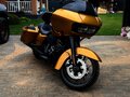 2023 Harley-Davidson Road Glide Special, золотистый, 2950000 рублей - вид 1