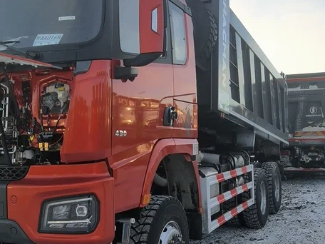 2023 Shacman (Shaanxi) SX3258, красный, 11800000 рублей, вид 5