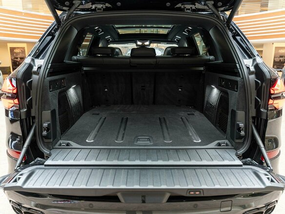 2026 BMW X5 M60i IV (G05/G18) Рестайлинг, чёрный, 18490000 рублей - вид 33
