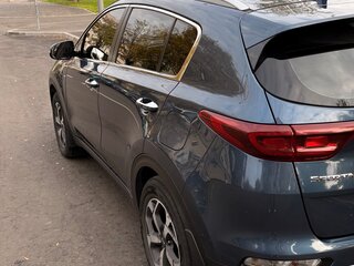 2019 Kia Sportage IV Рестайлинг, синий, 2300000 рублей, вид 4