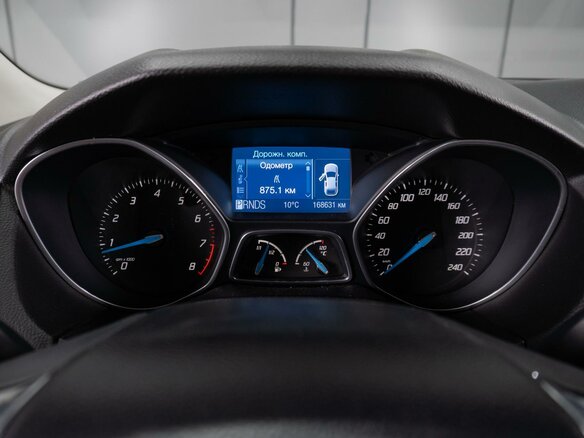 2011 Ford Focus III, серебристый, 1000000 рублей - вид 12