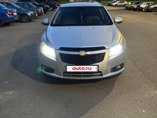 2012 Chevrolet Cruze I, серебристый, 600000 рублей, вид 1