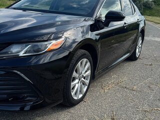 2017 Toyota Camry VIII (XV70), чёрный, 1970000 рублей, вид 3