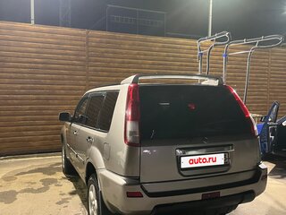 2003 Nissan X-Trail I Рестайлинг, белый, 650000 рублей, вид 2