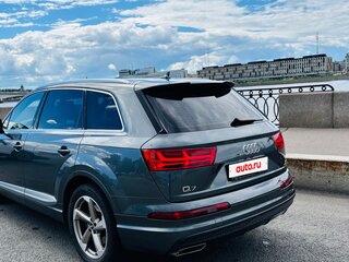 2016 Audi Q7 II (4M), серый, 4100000 рублей, вид 5