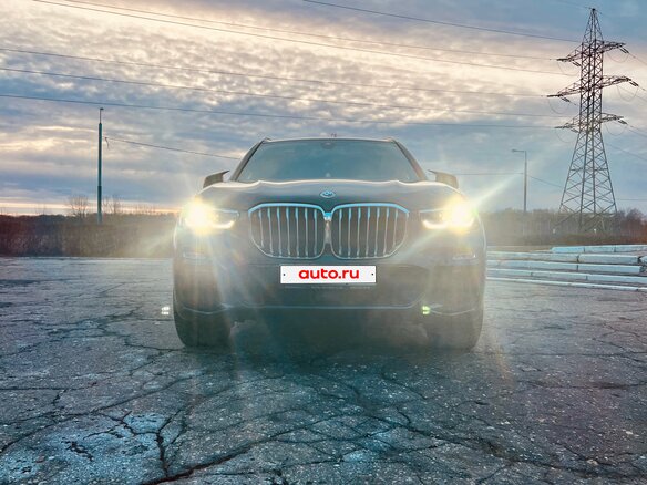 2019 BMW X5 30d IV (G05/G18), чёрный, 7250000 рублей - вид 2