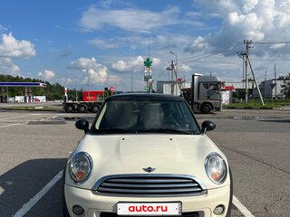 2012 Mini Hatch Cooper II (R56) Рестайлинг, белый, 950000 рублей, вид 3