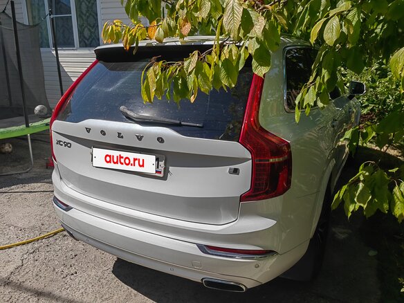 2015 Volvo XC90 II, белый, 2250000 рублей - вид 2
