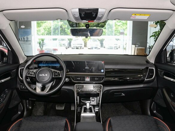 2026 Kia Seltos I Рестайлинг, красный, 2130000 рублей - вид 9