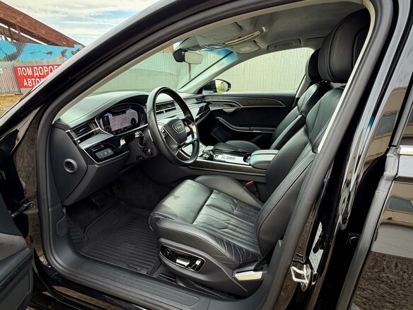 2018 Audi A8 Long 55 TFSI IV (D5), чёрный, 3750000 рублей - вид 15