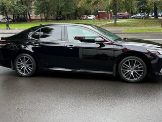 2021 Toyota Camry US Market VIII (XV70) Рестайлинг, чёрный, 2800000 рублей, вид 4