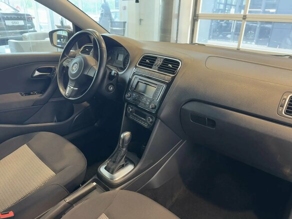 2014 Volkswagen Polo V, белый, 619000 рублей - вид 7