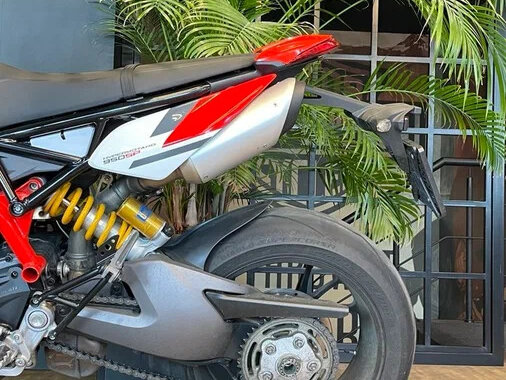 2022 Ducati Hypermotard, красный, 1300000 рублей - вид 9