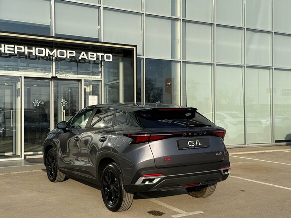 2024 Omoda C5 I Рестайлинг, серебристый - вид 9