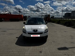 2009 Peugeot 5008 I, белый, 550000 рублей, вид 2