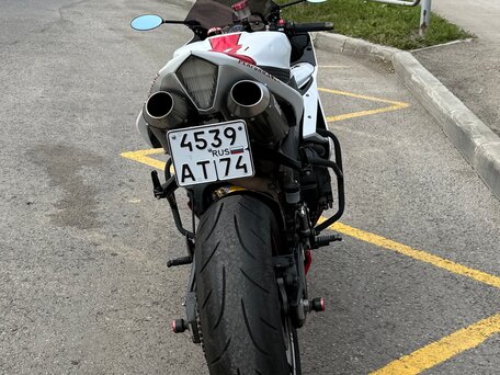 2007 Yamaha YZF-R1, белый, 650000 рублей, вид 3