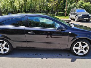 2008 Opel Astra GTC H Рестайлинг, чёрный, 330000 рублей, вид 2
