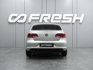 2012 Volkswagen Passat B7, серебристый, 899000 рублей, вид 4
