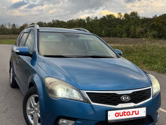 2012 Kia Ceed I Рестайлинг, синий, 700000 рублей