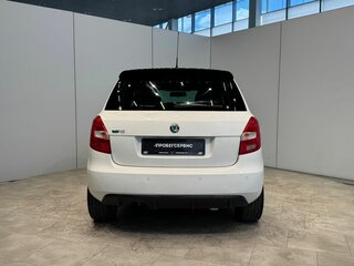 2011 Skoda Fabia RS II, белый, 999000 рублей, вид 4