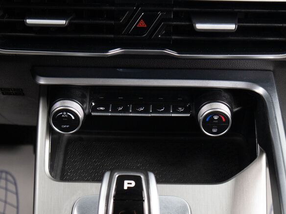 2021 Geely Coolray I, серебристый, 1559000 рублей - вид 14