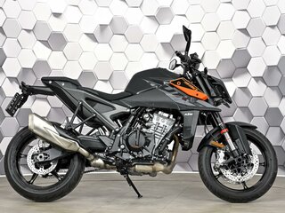 2024 KTM 990 Duke, серый, 1299000 рублей, вид 3