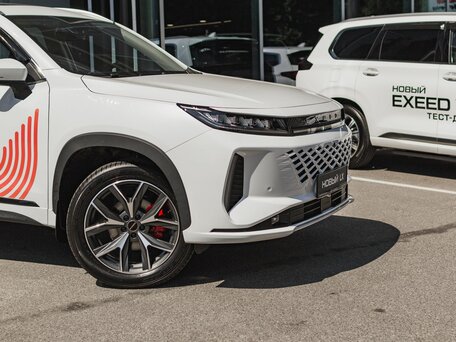 2025 Exeed LX I Рестайлинг 2, белый, 2900000 рублей, вид 4
