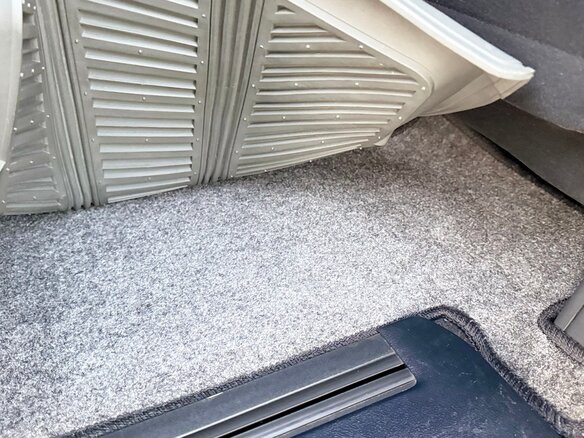 2010 Toyota Noah II (R70), серый - вид 27