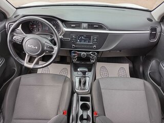 2021 Kia Rio IV Рестайлинг, белый, 1581000 рублей, вид 5