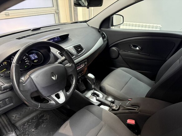 2012 Renault Fluence I, чёрный - вид 9
