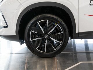 2026 Omoda C5 II, белый, 2629000 рублей, вид 5