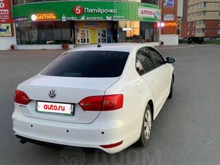 2014 Volkswagen Jetta VI Рестайлинг, белый, 630000 рублей, вид 2