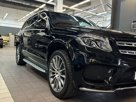 2016 Mercedes-Benz GLS 400 I (X166), чёрный, 4990000 рублей, вид 4