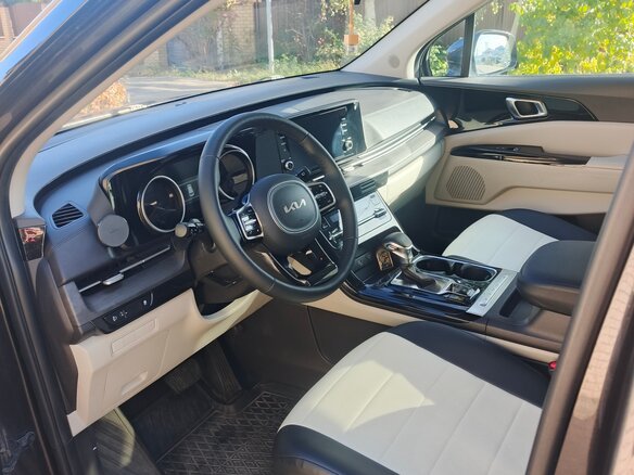 2021 Kia Carnival IV, серый, 3680000 рублей - вид 6