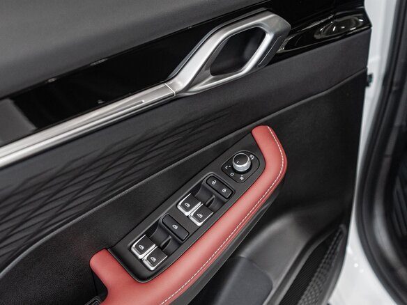 2026 Geely Coolray I Рестайлинг, белый, 2964990 рублей - вид 12