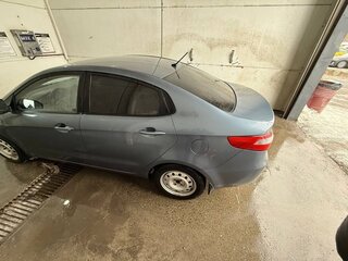 2012 Kia Rio 5-speed III, голубой, 655000 рублей, вид 5