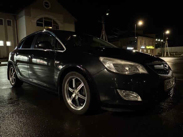 2012 Opel Astra J, чёрный, 600000 рублей - вид 9