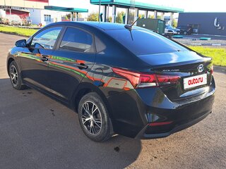 2017 Hyundai Solaris II, чёрный, 1170000 рублей, вид 3