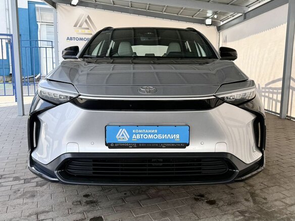 2022 Toyota bZ4X I, серый - вид 7