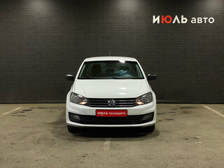 2018 Volkswagen Polo V Рестайлинг, белый, 750000 рублей, вид 2