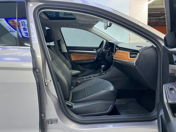 2022 Volkswagen Bora IV (China Market) Рестайлинг, коричневый, 1230007 рублей - вид 7