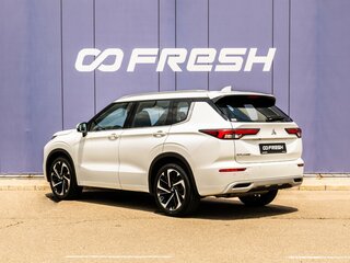2023 Mitsubishi Outlander IV, белый, 5025000 рублей, вид 2