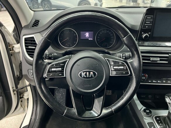 2020 Kia Seltos I, белый, 2820000 рублей - вид 10