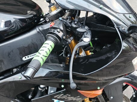 2004 Kawasaki ZX-10R Ninja, чёрный, 470000 рублей, вид 1