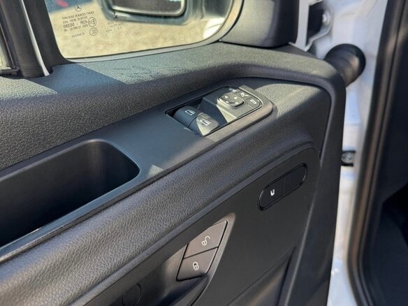 2022 Mercedes-Benz Sprinter, белый, 4700000 рублей - вид 8
