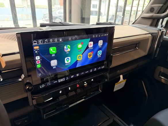 2026 GMC Hummer EV, серый - вид 13