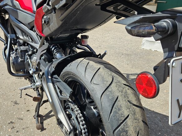 2016 Yamaha MT-09 Tracer (FJ-09), красный, 870000 рублей - вид 11